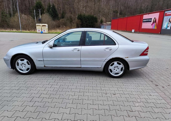 Mercedes-Benz Klasa C cena 4000 przebieg: 231168, rok produkcji 2000 z Wrocław małe 352